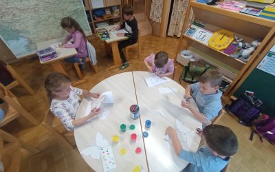 Bodoči prvošolci na obisku v POŠ Šmihel nad Mozirjem